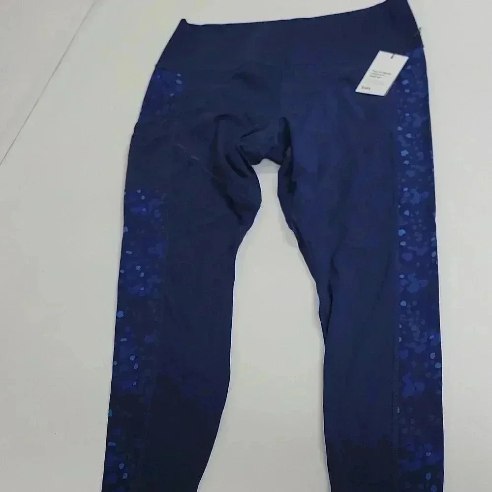 SET Stashable High Rise Legging. & Catalyst Front Zip Sports Bra